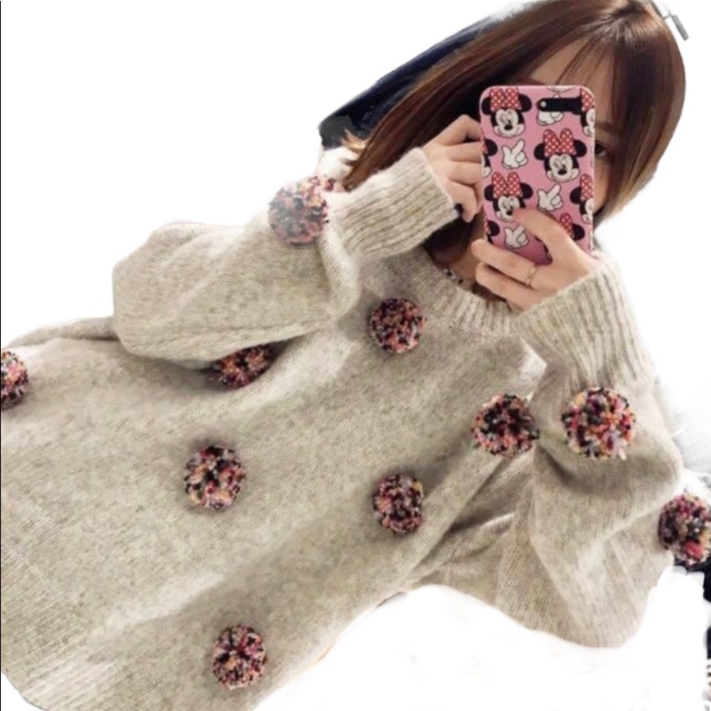 Zara Oversized Pom Pom Sweater Grey Knit  Size Large